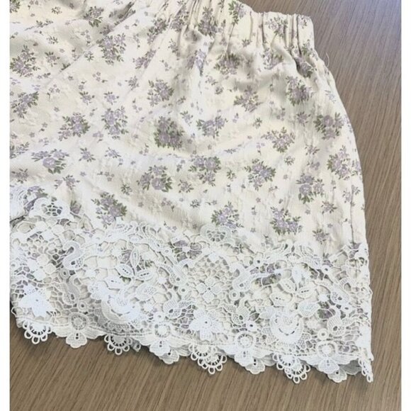 CIDER Pretty Garden Textured Laced White Embroidered Bottoms High Waist Shorts M - Picture 3 of 7